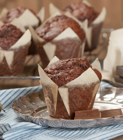 Product foto van Bakvormpjes kunststof wit set van 200 Tulip