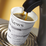 Product foto van Karton drinkbekers "To Go" 200ml "Newsprint"