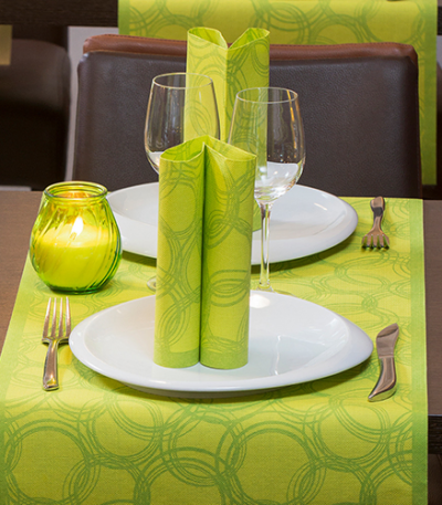 Product foto van Tafellopers stof karaker lime Bubbles Royal Collection