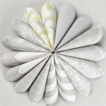 Product foto van 100 Servetten "ROYAL Collection" 1/4 vouw 40 cm x 40 cm grijs "Kitchen Craft"