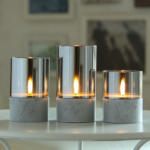 Product foto van LED-kaars Ø 8 cm · 15 cm grijs "Gracia" groot
